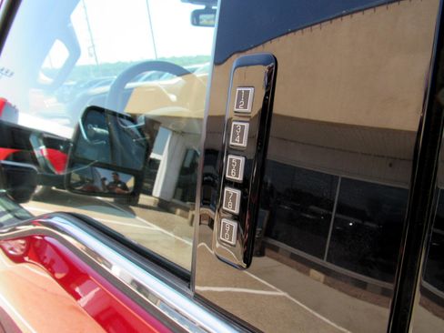 Used 2023 Ford F150 Lariat w/ Equipment Group 502A High image 45