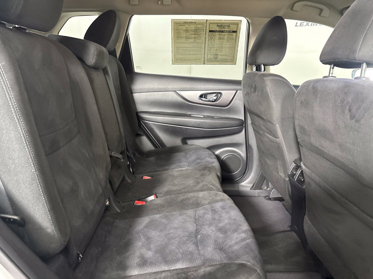 Used 2015 Nissan Rogue S FWD image 21