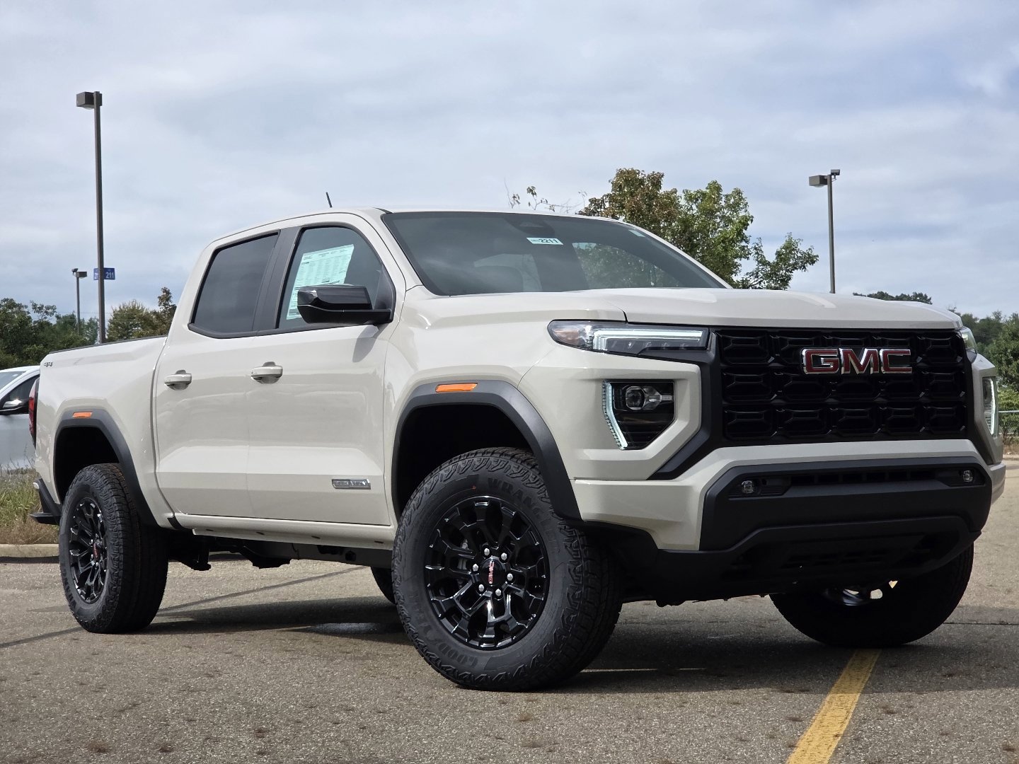 New 2026 GMC Canyon Elevation w/ Convenience Package AWD/4WD image 2