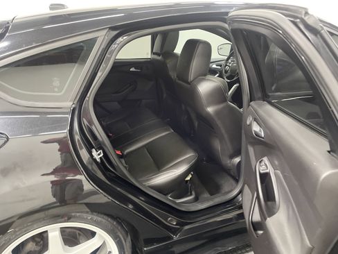 Used 2013 Ford Focus ST FWD image 21