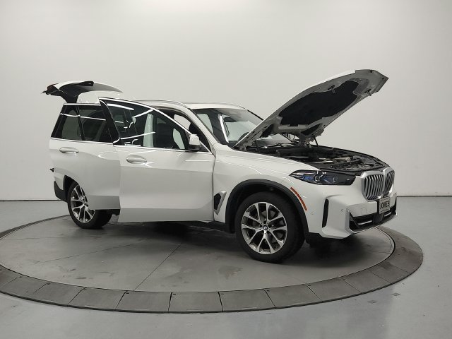Used 2026 BMW X5 sDrive40i RWD image 10