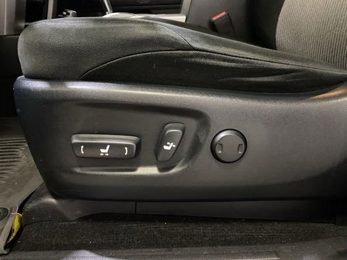 Used 2017 Toyota 4Runner SR5 image 14