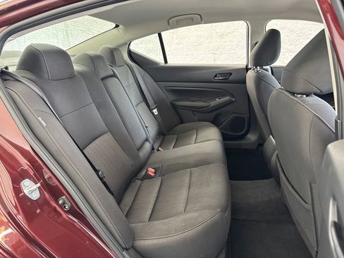 Used 2025 Nissan Altima 2.5 SV FWD image 38