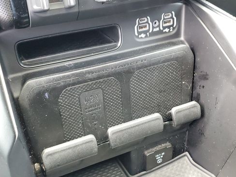 Used 2022 RAM 3500 Limited w/ Max Tow Package image 30