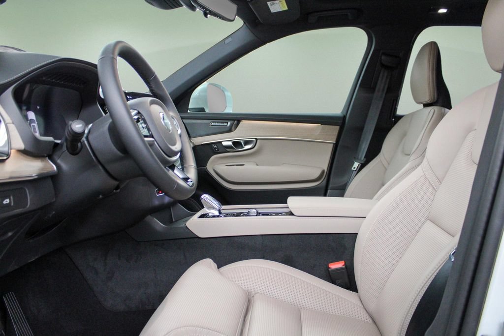 New 2026 Volvo XC90 B5 Ultra w/ Protection Package Premier AWD/4WD image 49