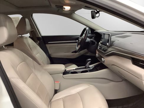 Used 2020 Nissan Altima 2.0 Platinum image 15