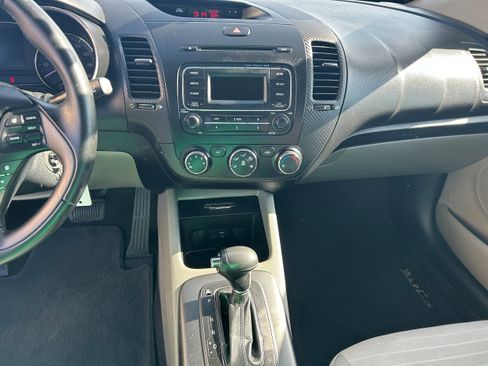Used 2015 Kia Forte Koup EX image 8
