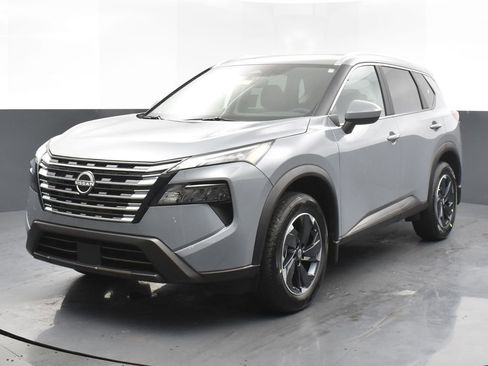 New 2026 Nissan Rogue SV w/ SV Premium Package image 2