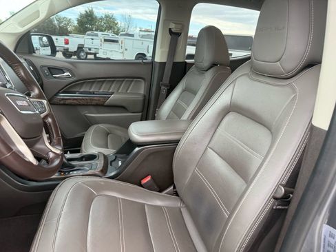 Used 2022 GMC Canyon Denali AWD/4WD image 30
