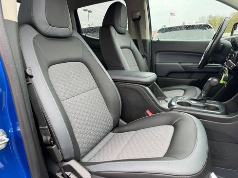 Used 2019 Chevrolet Colorado Z71 AWD/4WD image 15
