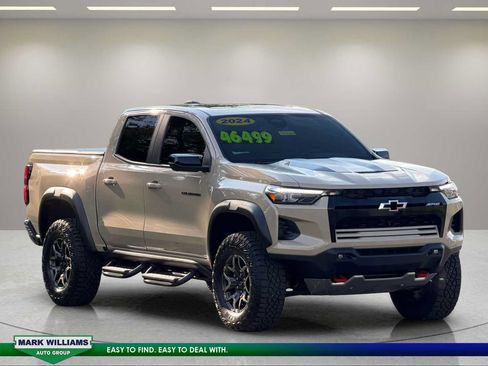 Used 2024 Chevrolet Colorado ZR2 w/ ZR2 Convenience Package III AWD/4WD image 1