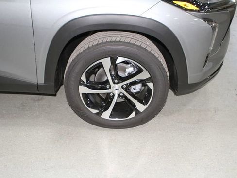 New 2026 Chevrolet Trax RS w/ Driver Confidence Package FWD image 5