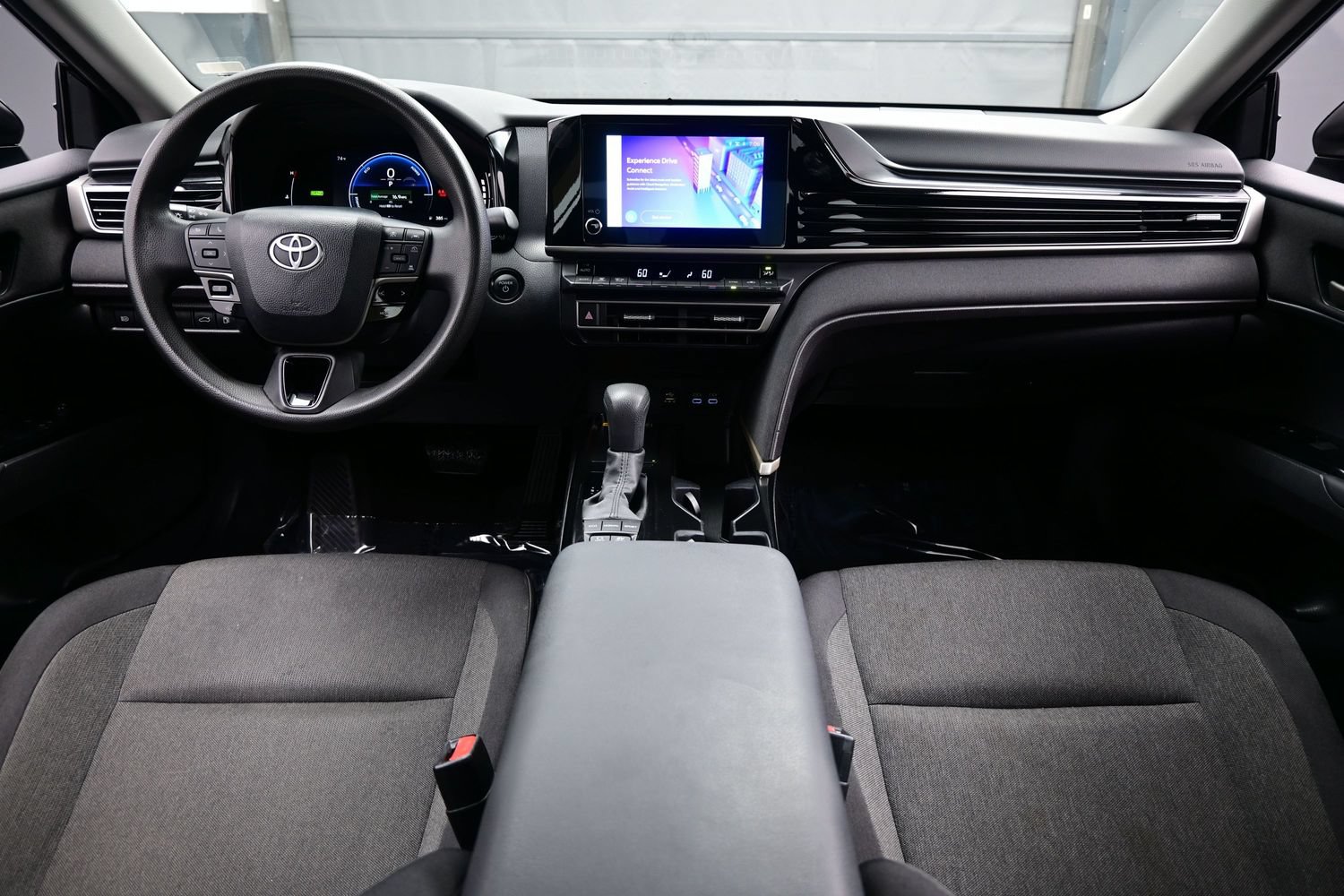 Used 2025 Toyota Camry LE FWD image 16