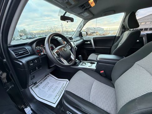 Used 2018 Toyota 4Runner SR5 image 10