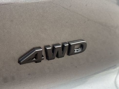 Used 2025 Nissan Pathfinder Rock Creek AWD/4WD image 40