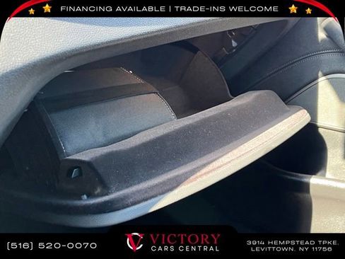 Used 2023 BMW 530e image 37