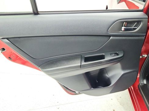 Used 2014 Subaru Impreza 2.0i Premium w/ All-Weather Package w/CVT AWD/4WD image 39