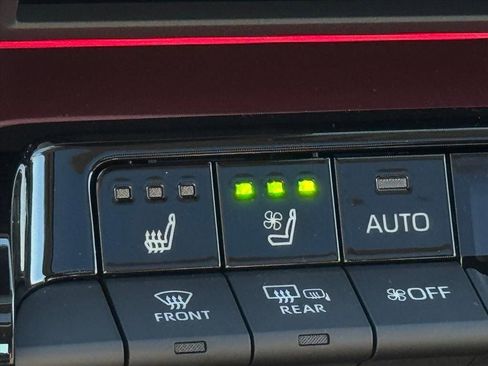 New 2026 Toyota Prius Plug-In Hybrid image 11