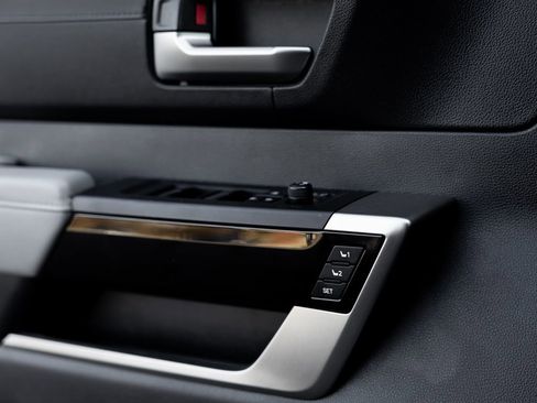 Used 2025 Toyota Tundra Limited w/ TRD Off-Road Package image 25