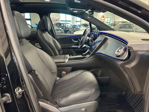 Used 2023 Mercedes-Benz EQE 500 4MATIC SUV image 41