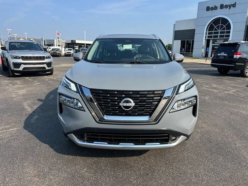 Used 2023 Nissan Rogue Platinum w/ Platinum Premium Package AWD/4WD image 2