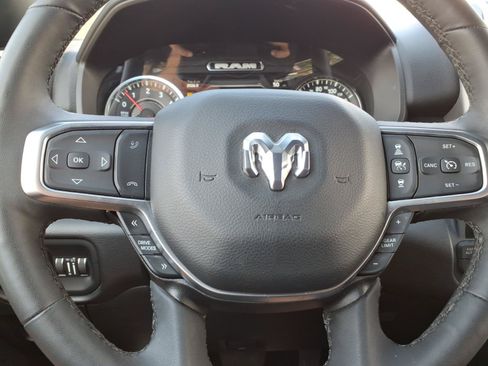 Used 2025 RAM 1500 Big Horn AWD/4WD image 16