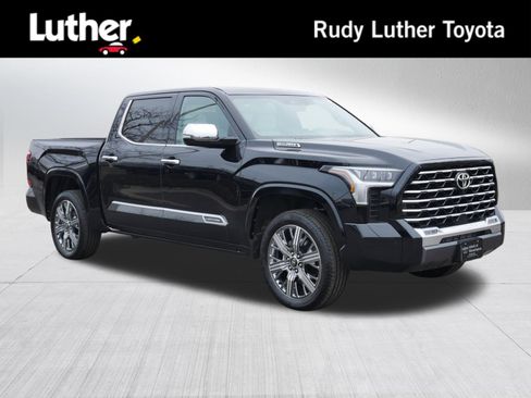 Used 2025 Toyota Tundra Capstone AWD/4WD image 1