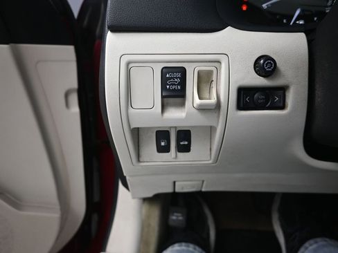 Used 2010 Lexus IS 250C image 23