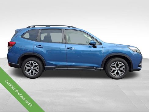 Used 2023 Subaru Forester Premium AWD/4WD image 7