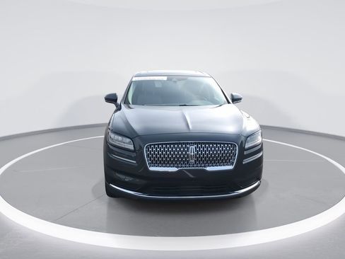 Used 2022 Lincoln Nautilus Reserve AWD/4WD image 3