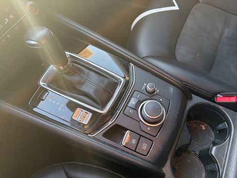 Used 2020 MAZDA CX-5 Touring image 13