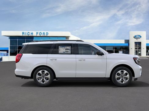 New 2027 Ford Expedition Active AWD/4WD image 5
