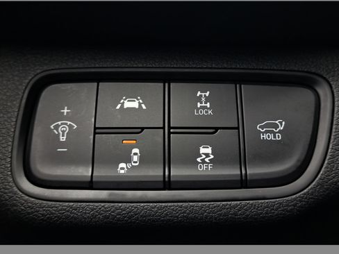 Used 2020 Hyundai Santa Fe Limited AWD/4WD image 24