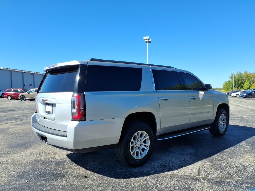 Used 2019 GMC Yukon XL SLT w/ Open Road Package AWD/4WD image 5