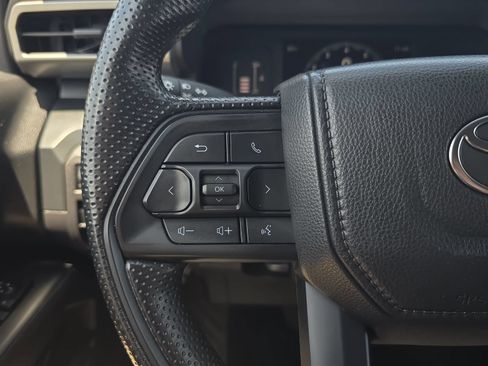 Used 2024 Toyota Tacoma SR RWD image 14