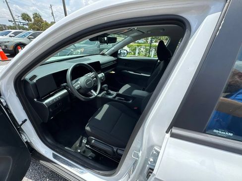 Used 2026 Hyundai Kona SE FWD image 31