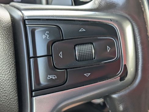 Used 2022 Chevrolet Silverado 1500 LTZ w/ Technology Package AWD/4WD image 17