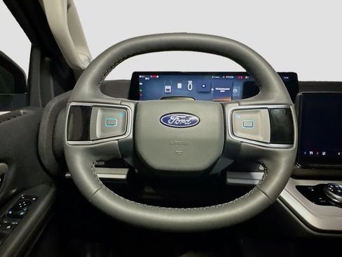 New 2026 Ford Expedition Active AWD/4WD image 12