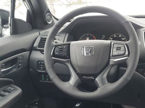 New 2026 Honda Ridgeline Black Edition image 11