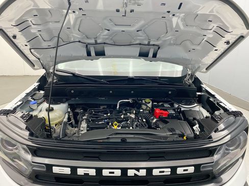 Used 2022 Ford Bronco Sport Outer Banks w/ Tech Package AWD/4WD image 11