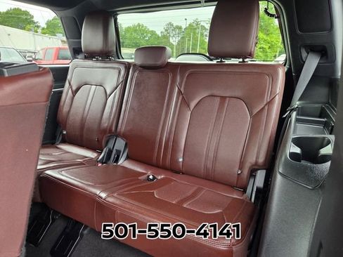 Used 2024 Ford Expedition Limited AWD/4WD image 15