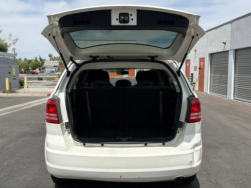 Used 2016 Dodge Journey SE w/ Flexible Seating Group FWD image 13