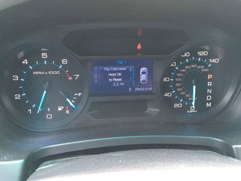 Used 2012 Ford Explorer XLT FWD image 2