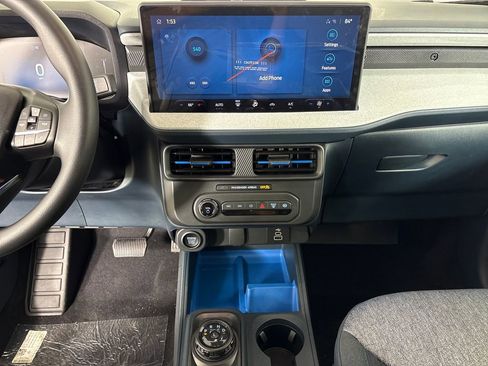 New 2026 Ford Maverick XLT FWD image 23