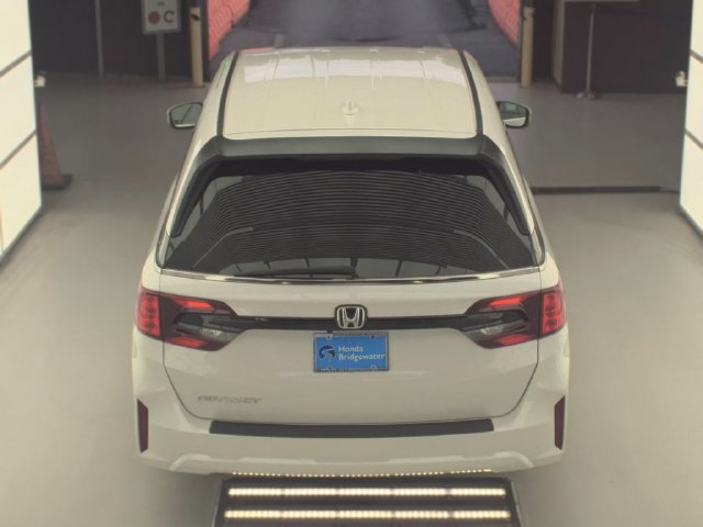 Used 2026 Honda Odyssey EX-L image 6
