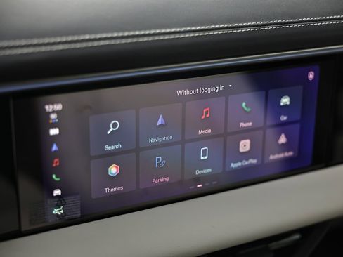 New 2026 Porsche Macan 4 Electric image 37