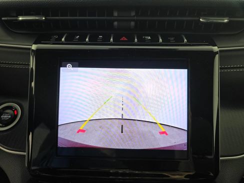 Used 2025 Jeep Grand Cherokee Laredo X RWD image 20