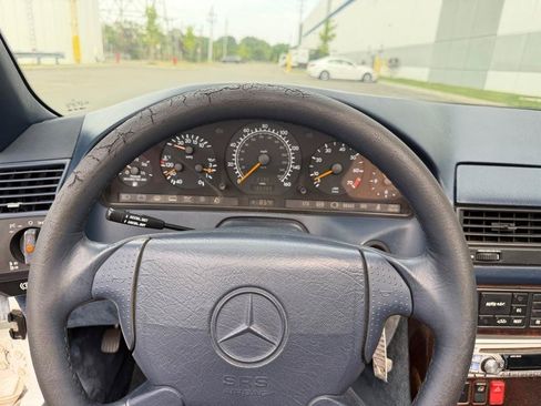 Used 1996 Mercedes-Benz SL 320 image 27