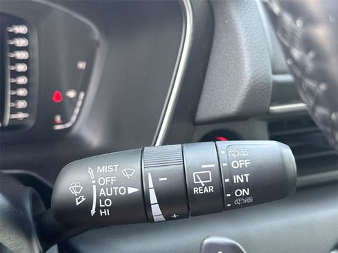 Used 2024 Honda Pilot Elite image 21