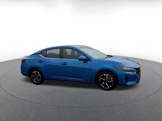 Used 2025 Nissan Sentra SV FWD video 2